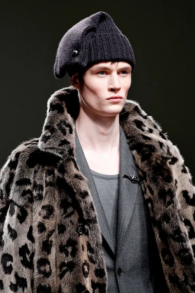 Look 40